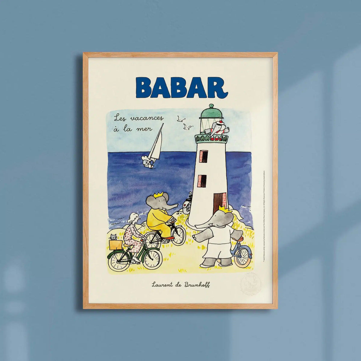 Affiche Babar les vacances à la mer encadrée sur fond bleu