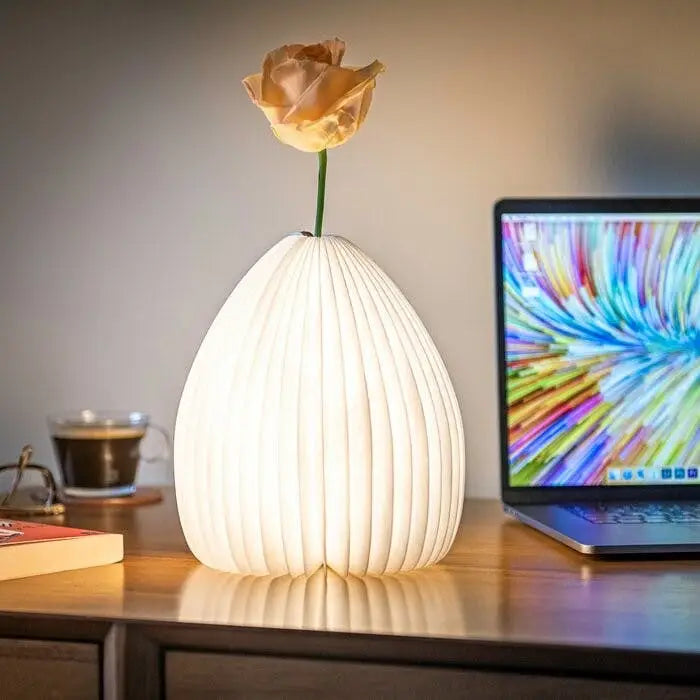 Lampe vase LED en bambou naturel