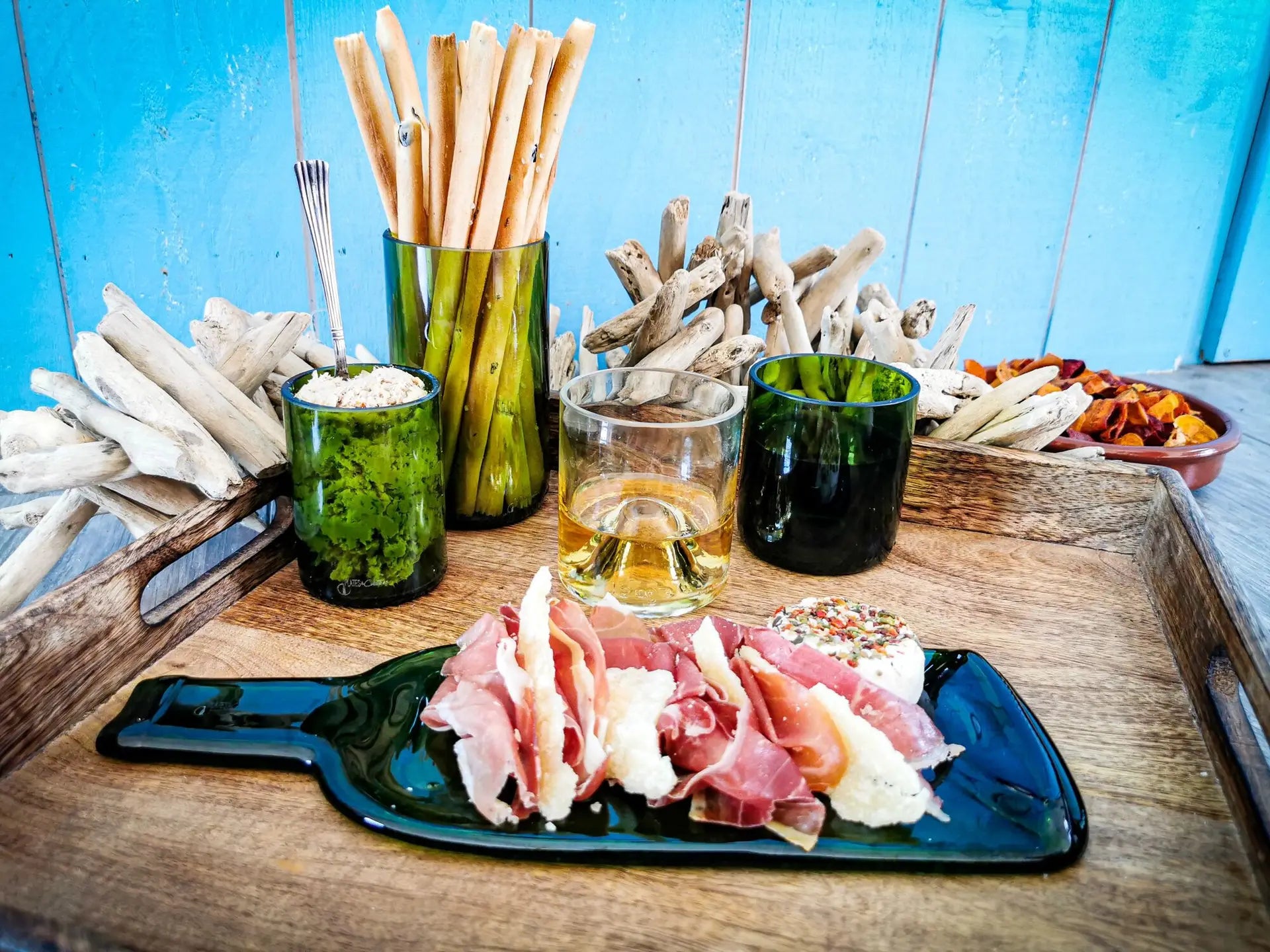 Plateau apéritif – Bouteille aplatie