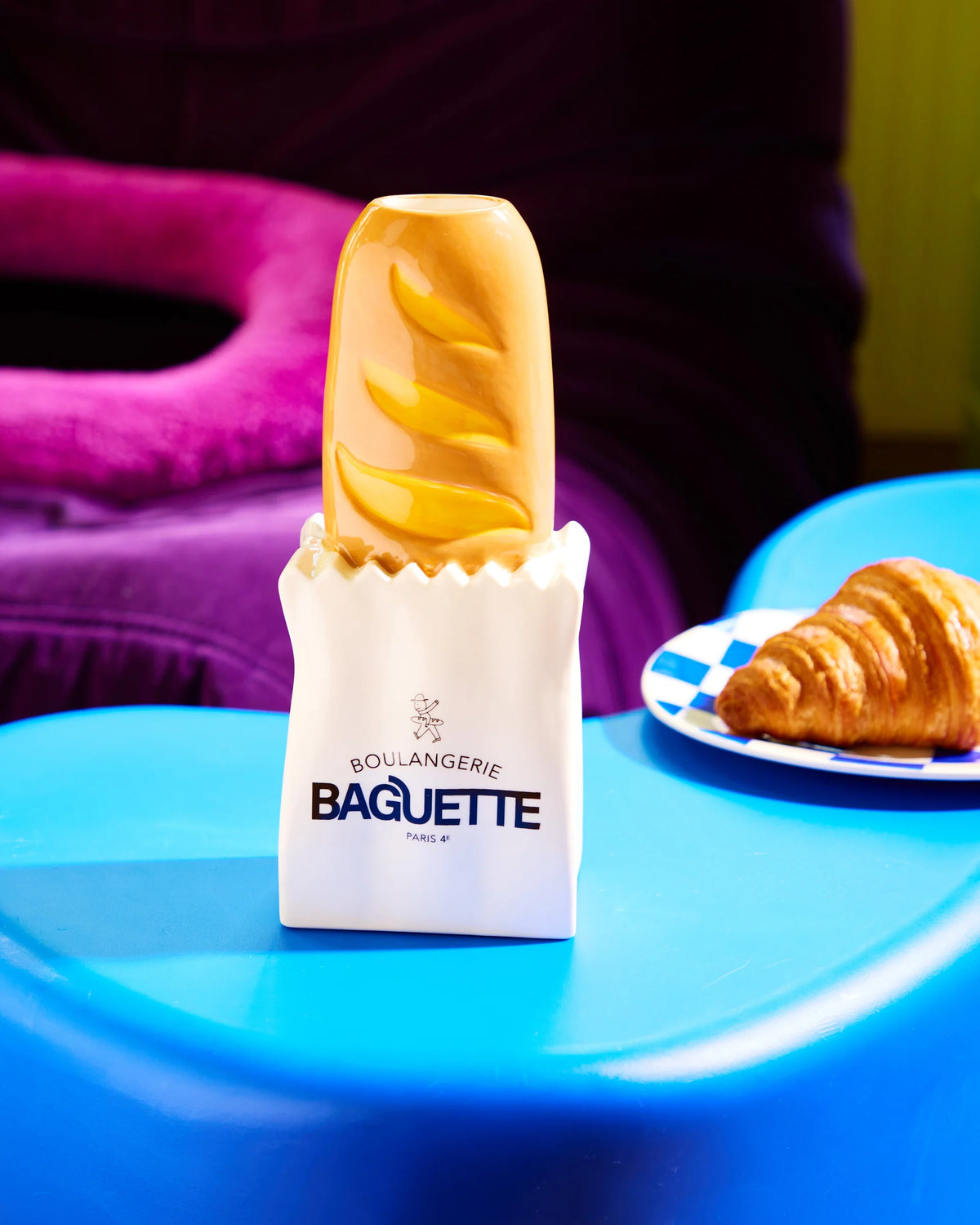 Vase Baguette en céramique décorative